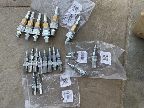 Schrader couplings ACAS203, ACS201 & AC77CF Schrader couplings ACAS203, ACS201 & AC77CF