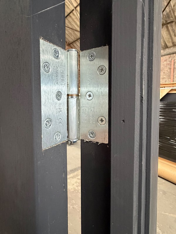 Double door with stainless steel hinge Double door with stainless steel hinge