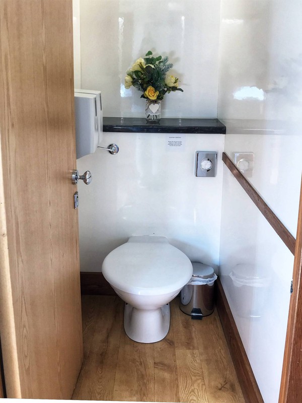 3 + 1 toilet trailer cubicle 3 + 1 toilet trailer cubicle