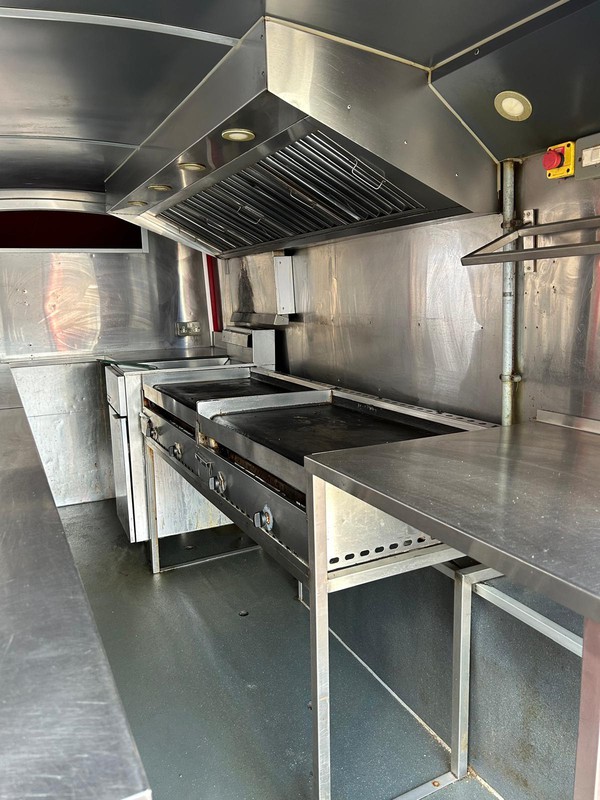 Catering van with Stainless interior and ventilation