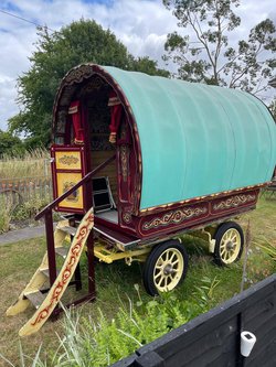 Vardo - Old Gypsy Caravan