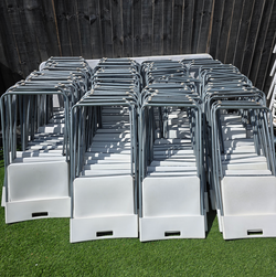 100x White Folding Chairs For Sale
