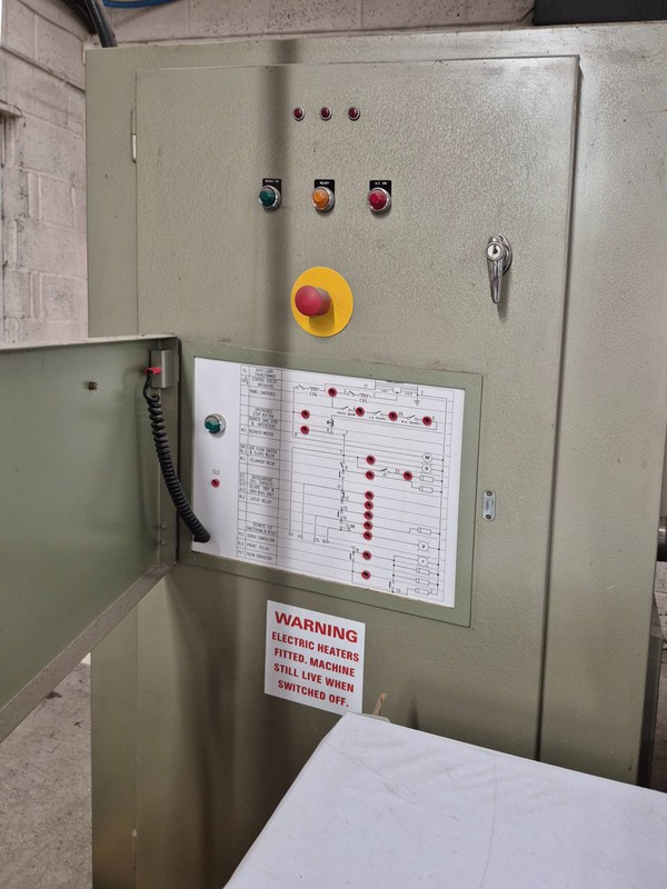 HFD tray / suttle welding machine for sale