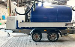 Vacuum tank trailer by Richard Williams