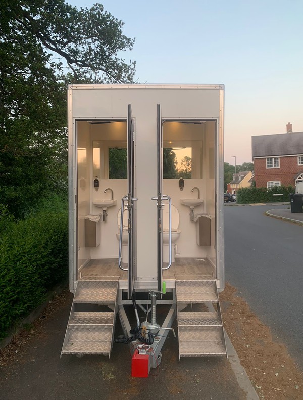 Luxury Toilet Trailer For Sale Luxury Toilet Trailer For Sale