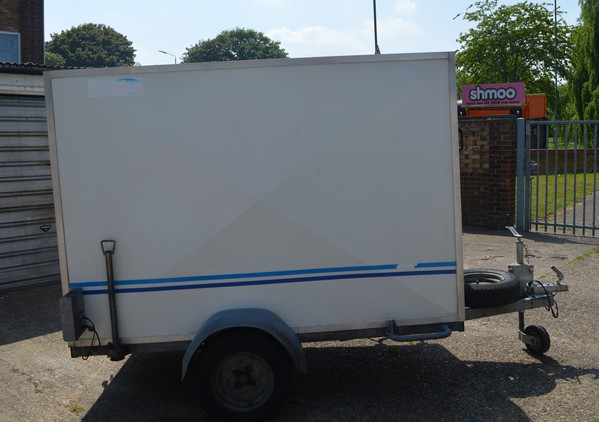 Second Hand Single Axle Latham Box Trailer Second Hand Single Axle Latham Box Trailer