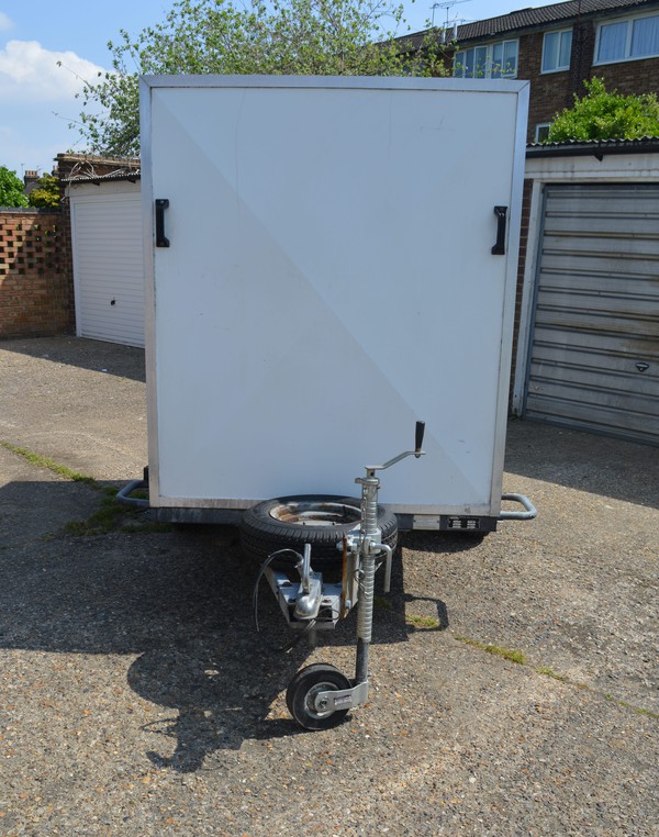 Single Axle Latham Box Trailer Single Axle Latham Box Trailer