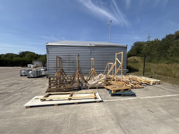 Selling Semi-Permanent Canopy Selling Semi-Permanent Canopy