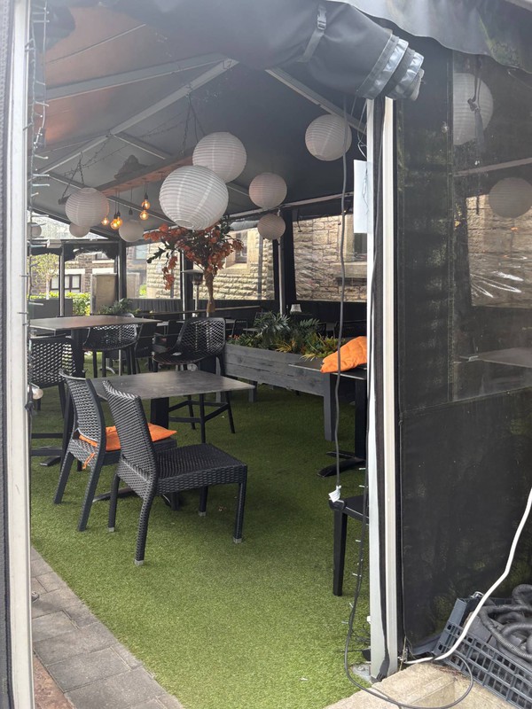 Marquee / al fresco dining