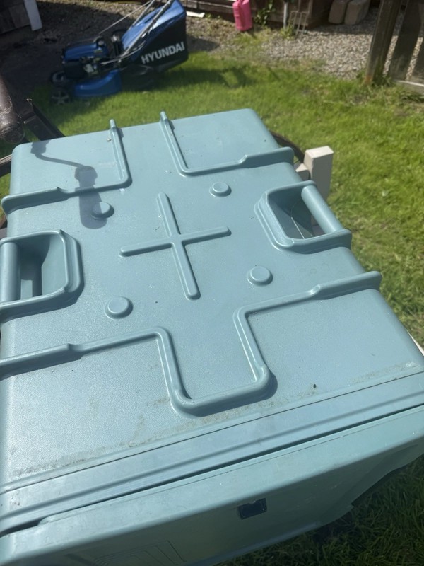 Cambro Insulated Food Box  for sale