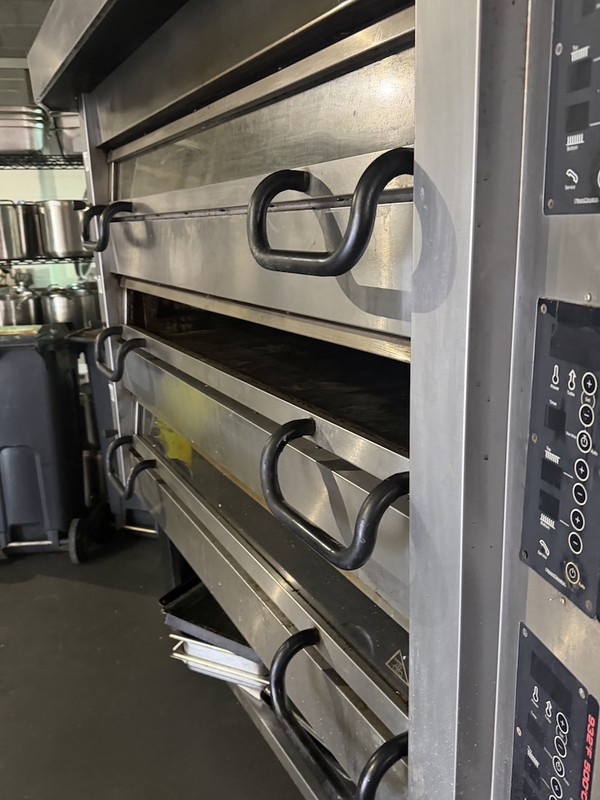 Pizzamaster PM 933ED Triple Deck Oven