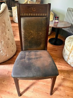 100x Wooden Dining Chairs For Sale