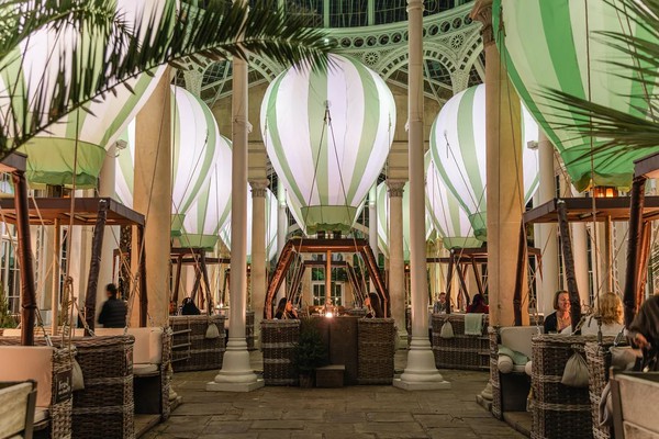 Indoor balloon dining experience