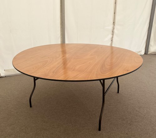 5Ft 6 Inch round tables for sale