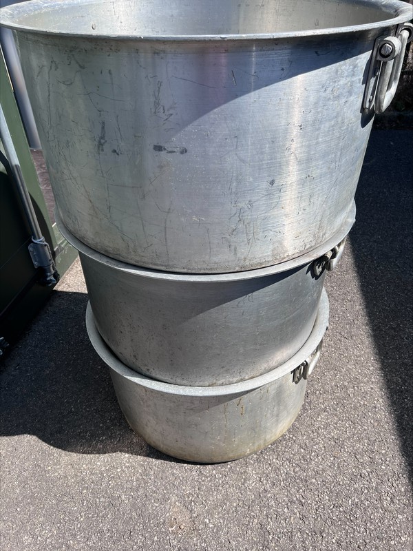 3x Extra Large Cooking Pots