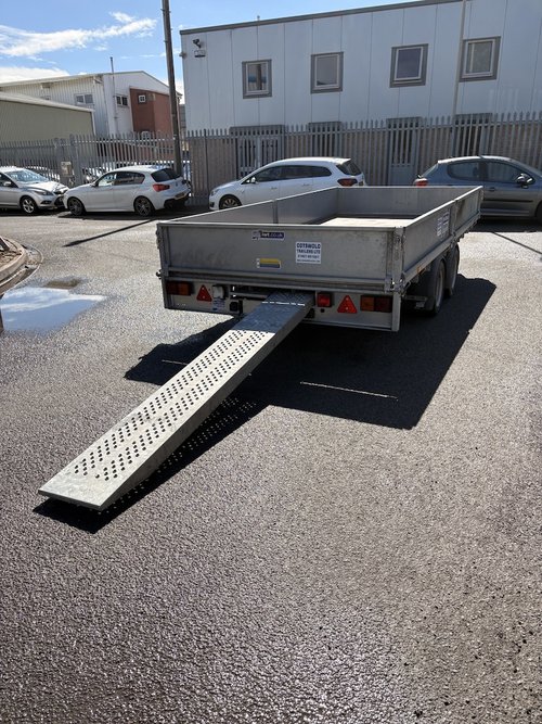 Ifor Williams Trailer LM146G with ramp