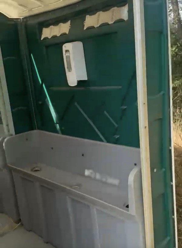 second hand urinal toilet unit for sale