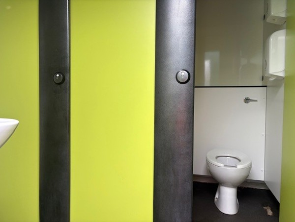 4 + 2 Toilet Cabin For Sale 4 + 2 Toilet Cabin For Sale