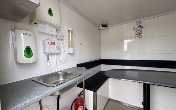 22' Boss Welfare Unit For Sale 22' Boss Welfare Unit For Sale
