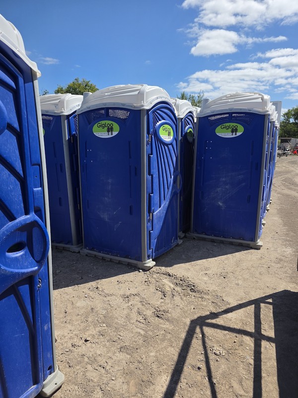 Blue and White Portables Blue and White Portables