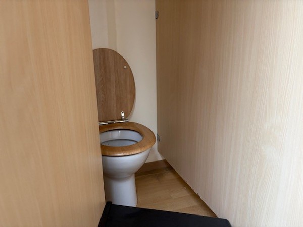 Towable 3 + 1 Toilet Towable 3 + 1 Toilet