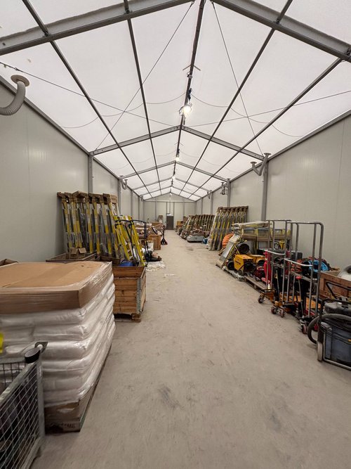 8m x 30m x 4.5m Warehouse for sale