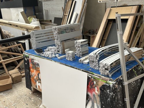 Large Quantity of Tecna T3