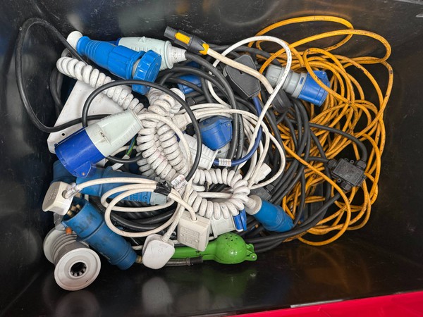 16amp marquee electrics