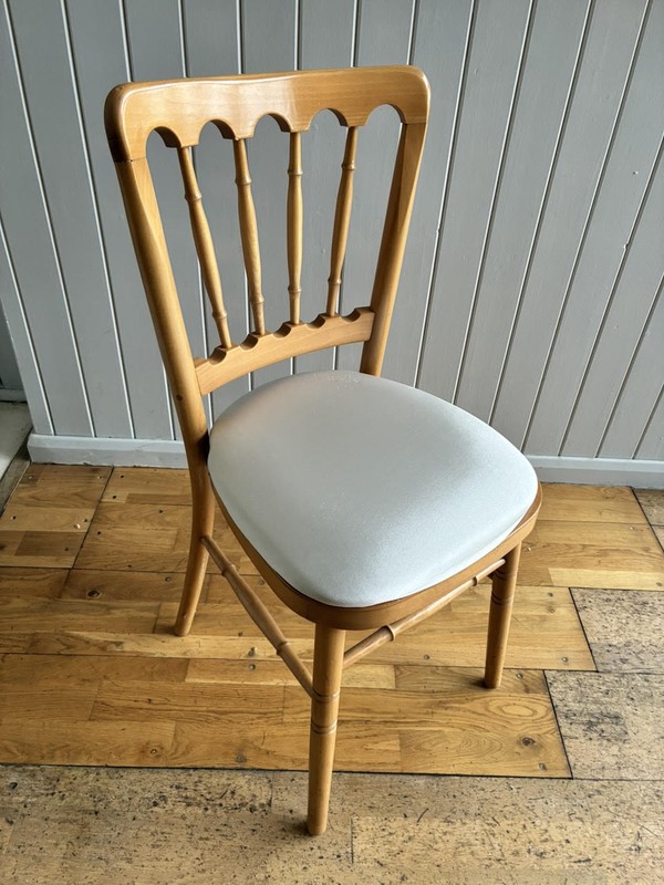 Wood Cheltenham Banqueting Chair