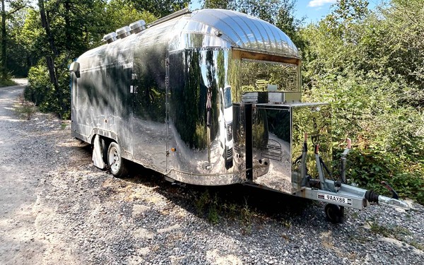 Second hand catering trailer for sale