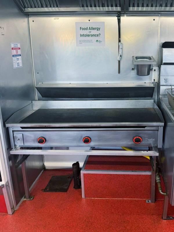 Catering trailer with LPG griddle
