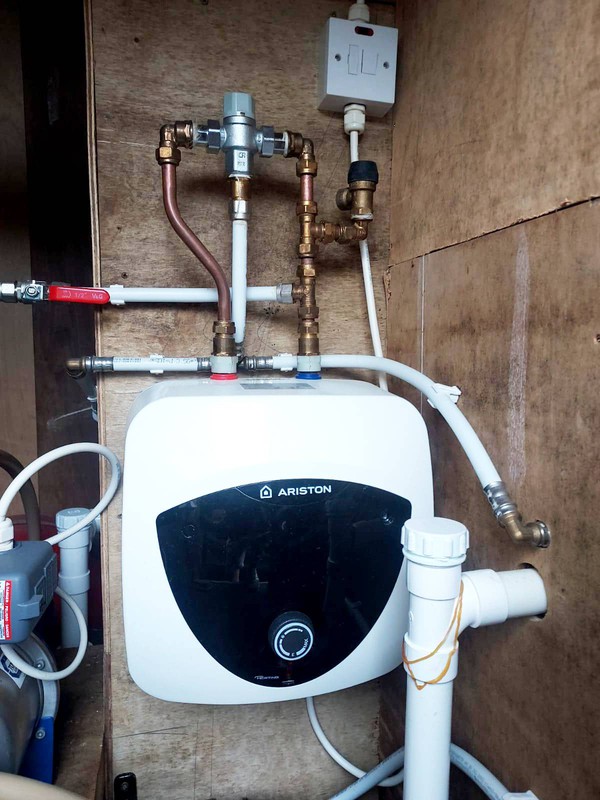 Shepherds Hut toilet trailer hot water heater