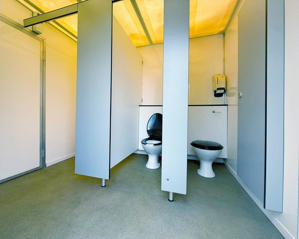 Used toilet trailer for sale Used toilet trailer for sale
