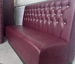 Job Lot 6 Benches / Banquettes