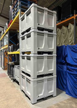 4x Stacking Pallet Box With Lids For Sale