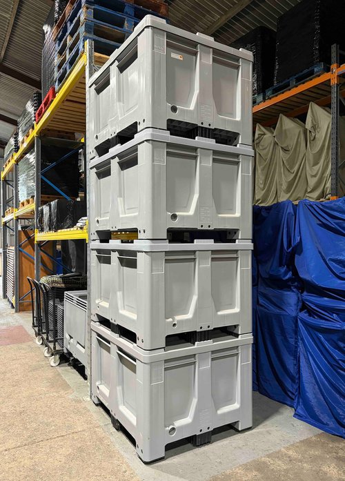 4x Stacking Pallet Box With Lids For Sale