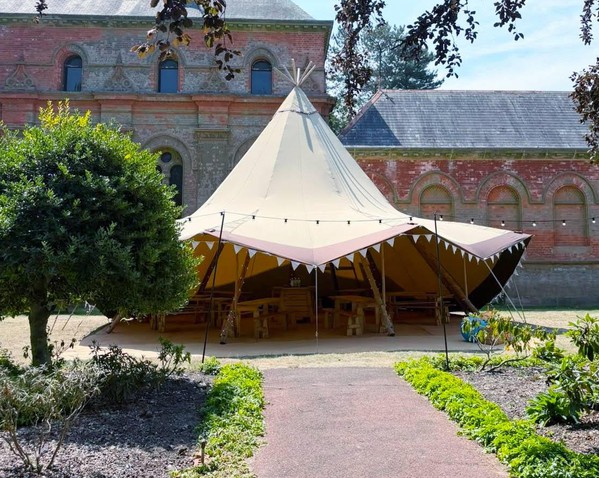 Second Hand Giant Kata Tipi