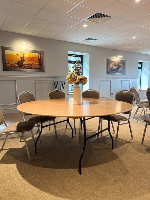 Selling 5ft 6 Round Tables Selling 5ft 6 Round Tables