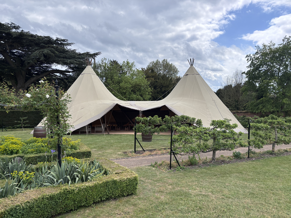 Second Hand Giant Tipis Second Hand Giant Tipis