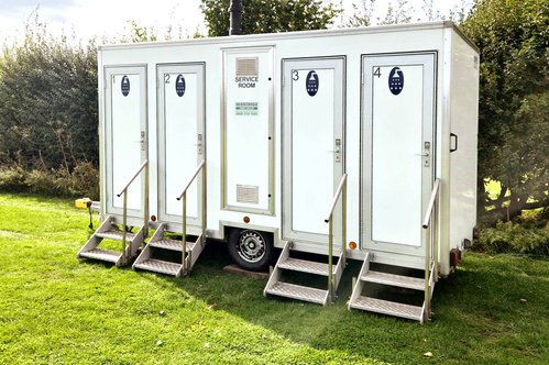 Four bay shower trailer for sale