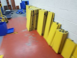 Clip display system