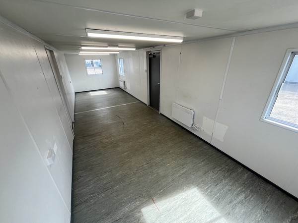 32ft x 10ft Open Plan Office Portable Cabin 32ft x 10ft Open Plan Office Portable Cabin