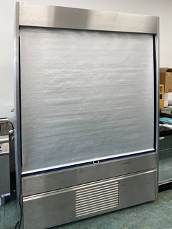 Counterline vision chilled display