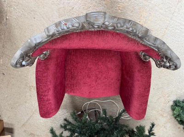 Red And Grey Santa's Throne Red And Grey Santa's Throne