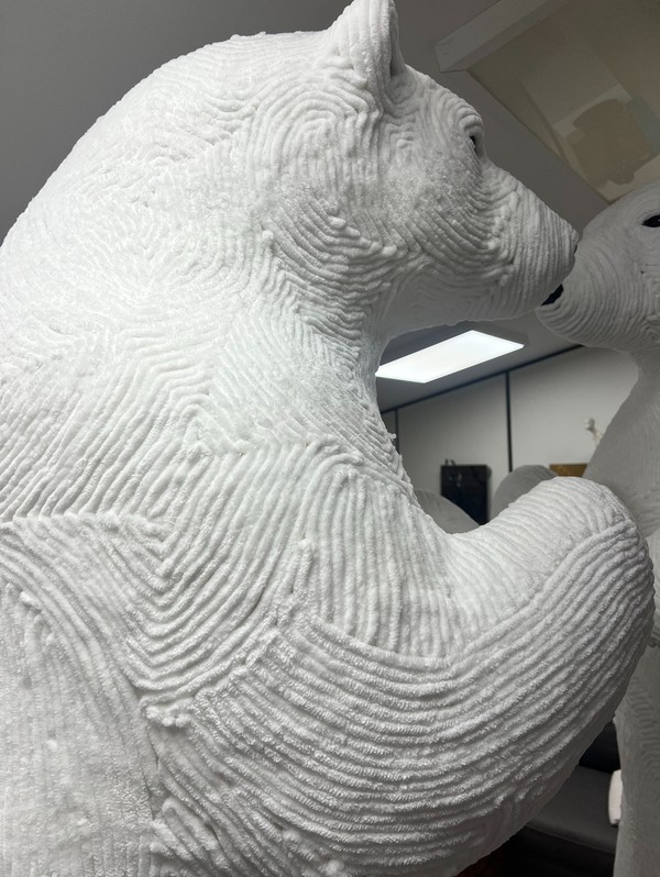 3x 2m Tall Polar Bear 3x 2m Tall Polar Bear