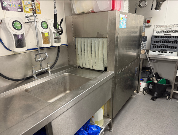 Commercial dishwasher Commercial dishwasher