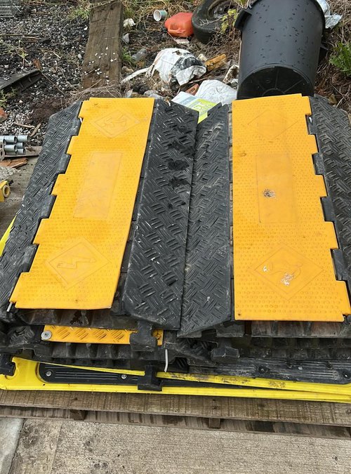 Heavy Duty Cable Protector Ramp