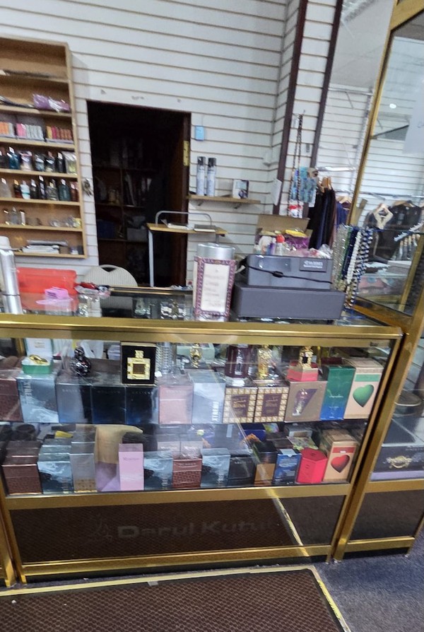 Used Shop Display Case Used Shop Display Case