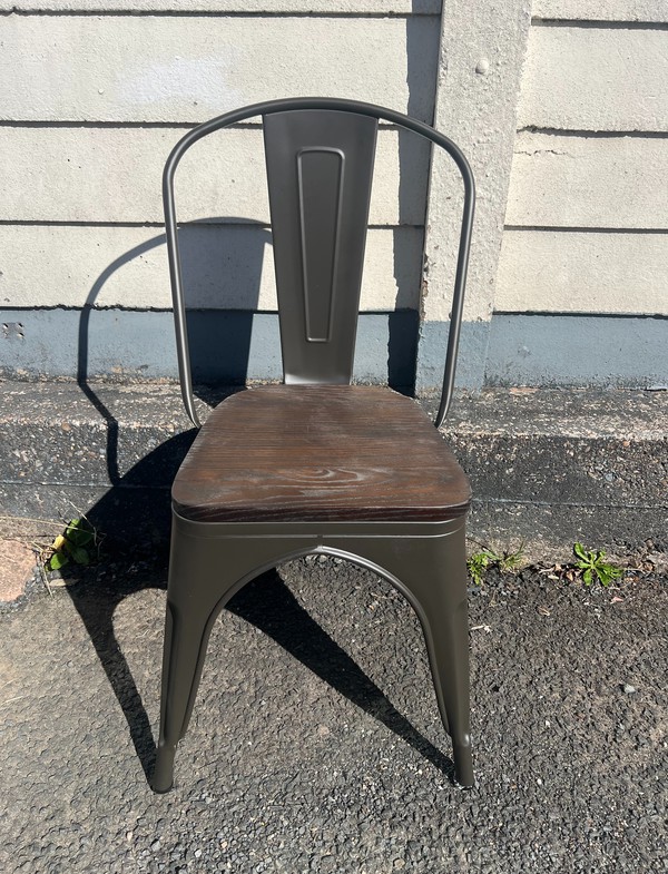 100x Metal Cafe Chairs For Sale 100x Metal Cafe Chairs For Sale