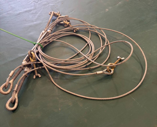 Marquee bracing wires / cables Marquee bracing wires / cables